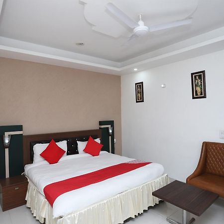 Super Capital O Levanti Near Aravali Biodiversity Park Gurgaon Exterior photo