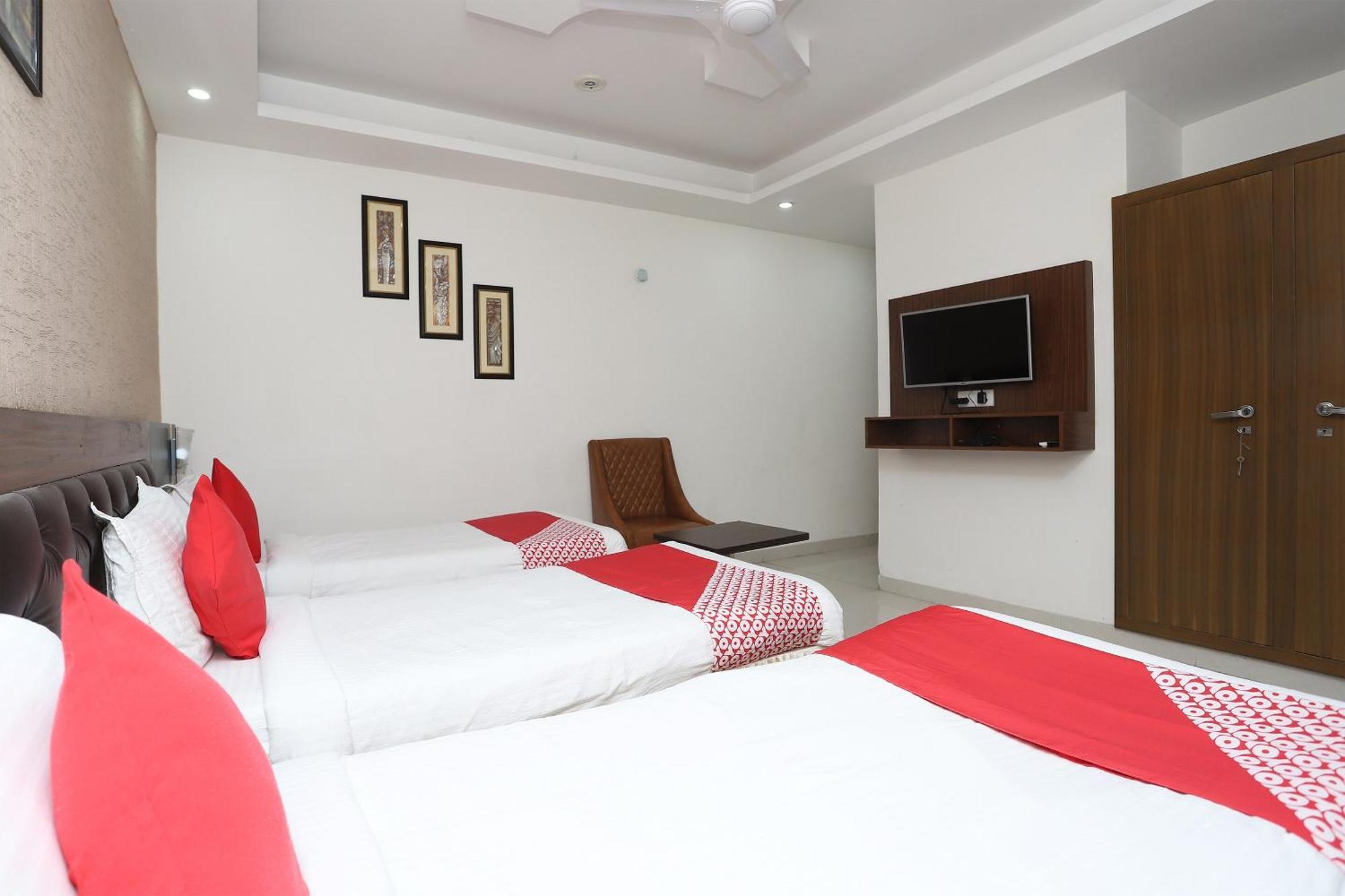 Super Capital O Levanti Near Aravali Biodiversity Park Gurgaon Exterior photo